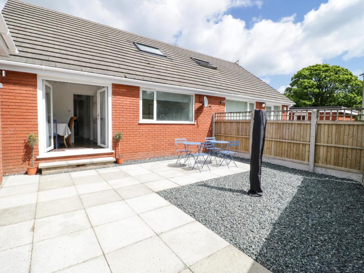 22 Gwel Yr Wyddfa Vila Menai Bridge Exterior foto